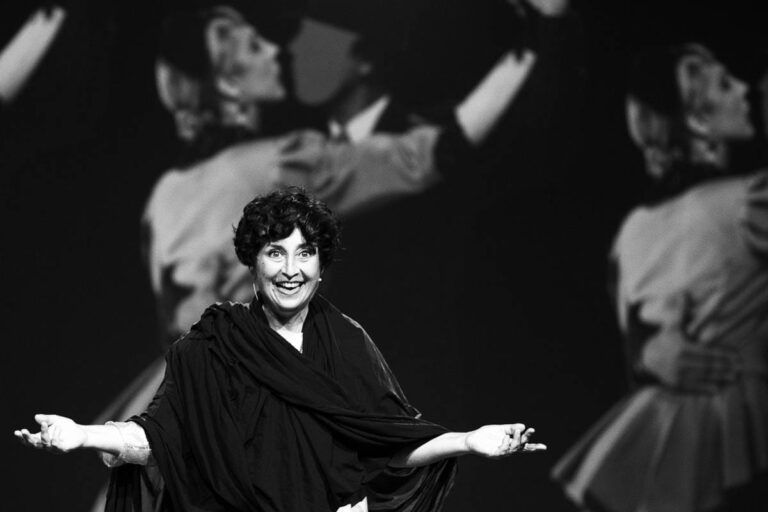 Shocking Elsa al Pacta di Milano: omaggio alla Schiaparelli firmato D’Aquino/Oliva